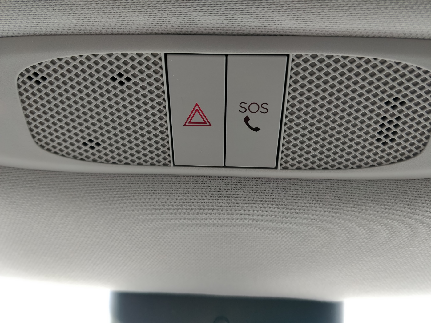 Tesla SOS button in European models