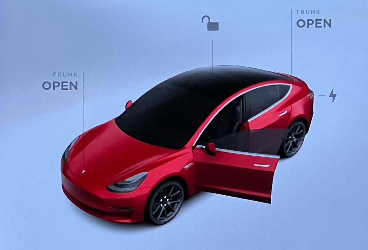 Tesla Improved Car Visualization feature in update 2021.36.5.10