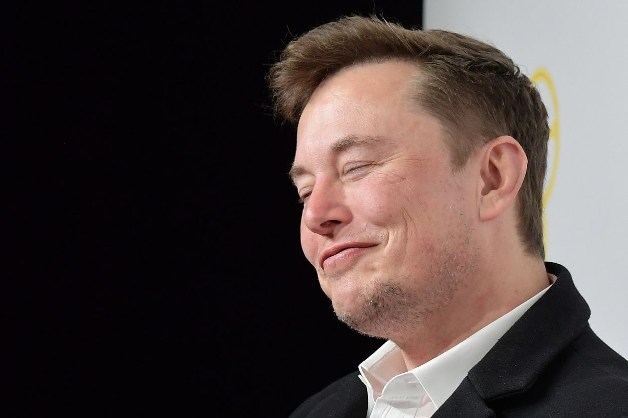 Elon Musk donates Tesla shares to charity