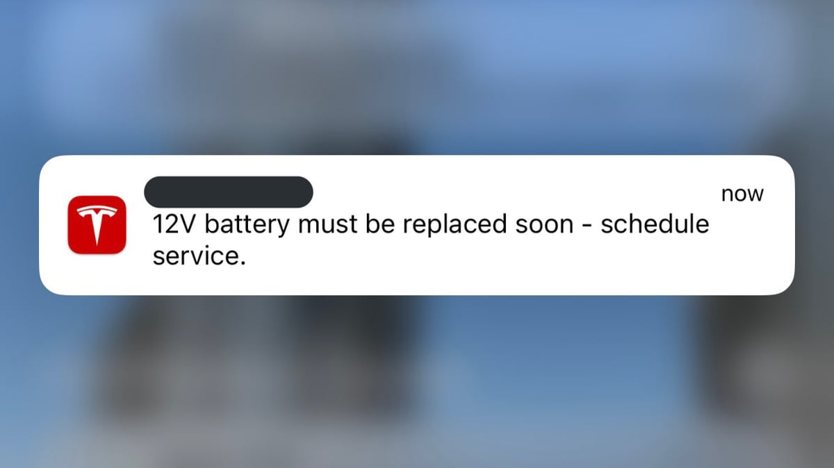Tesla's sending push notifications for 12V battery replacements