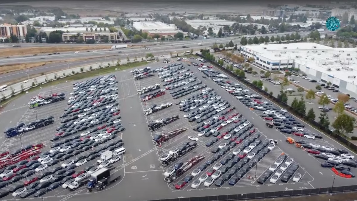 Tesla's Fremont lot is practically full