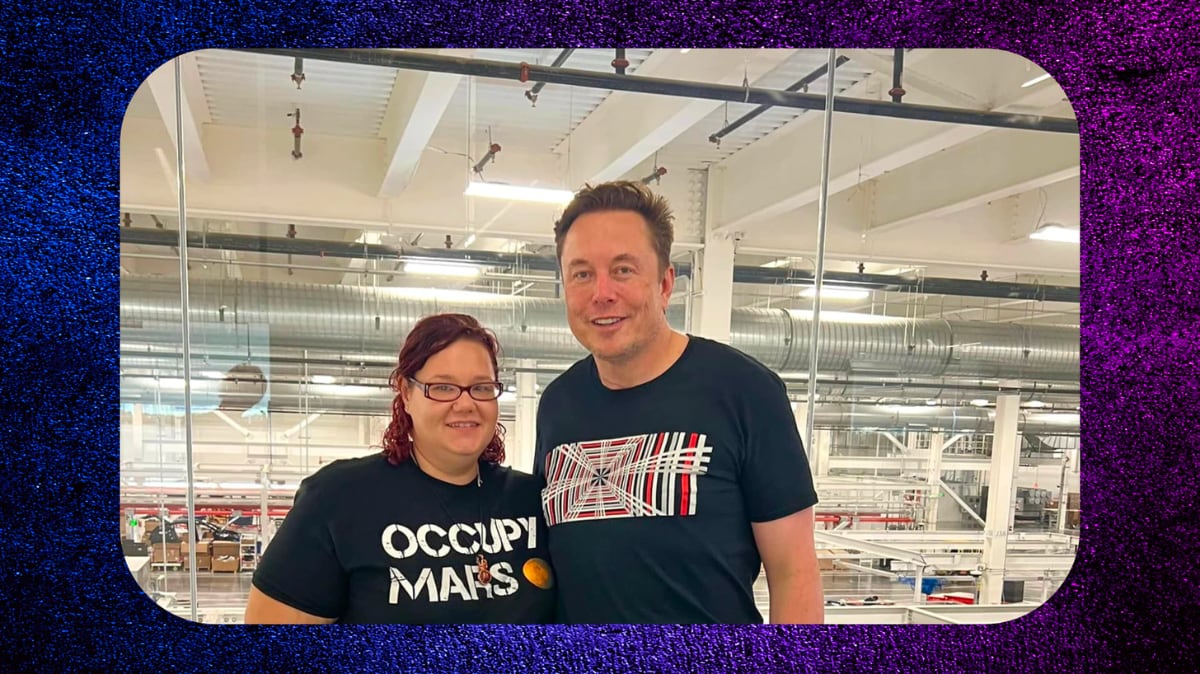 Johnna Crider interviews Elon Musk on her podcast