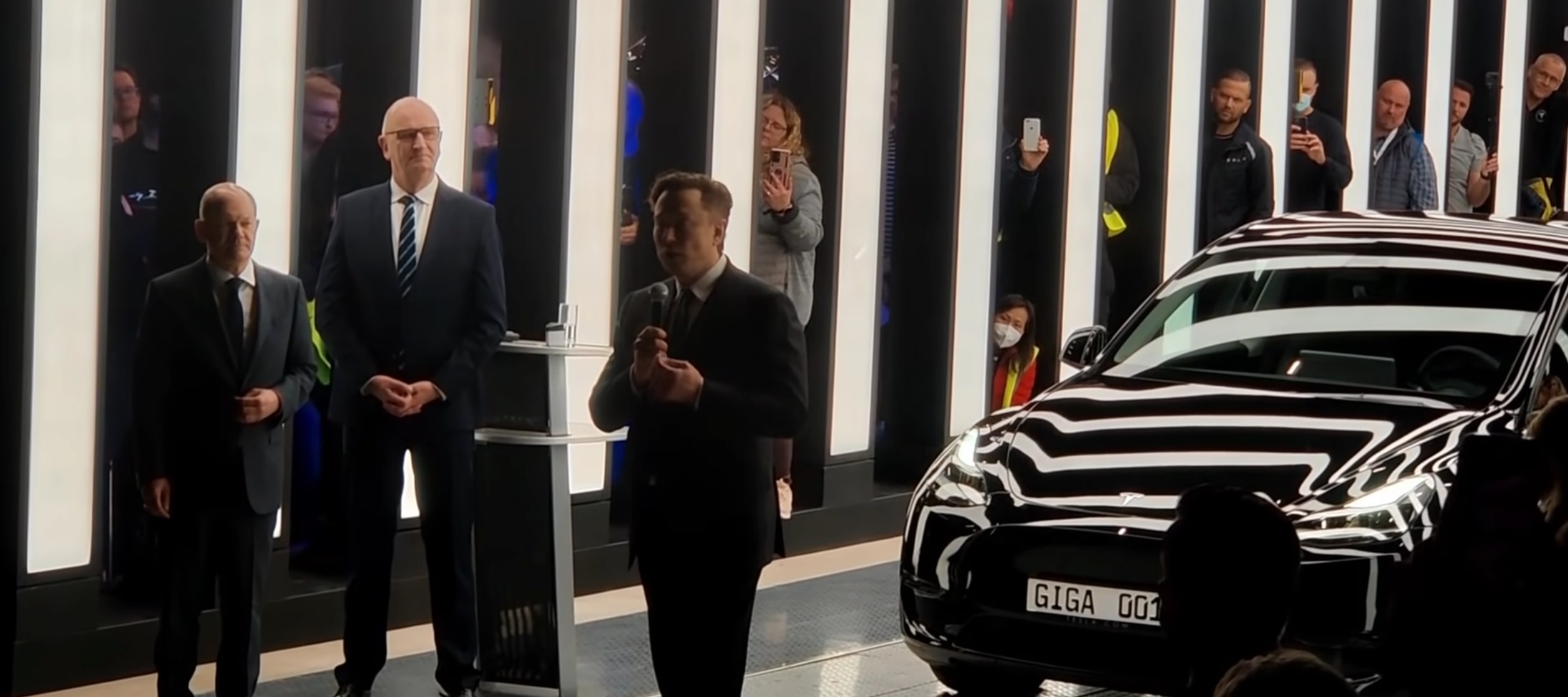 Elon Musk delivers a speech at Giga Berlin