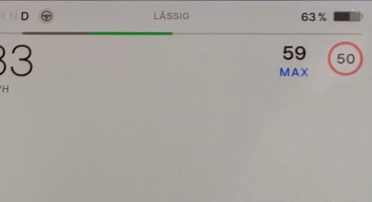 Tesla Regeneration / Acceleration Line feature in update 2022.16.1.1