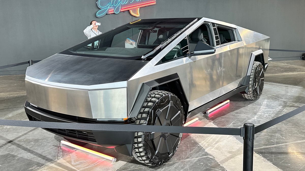 Tesla Reveals Cybertruck Prototype Launch Timeframe and Production