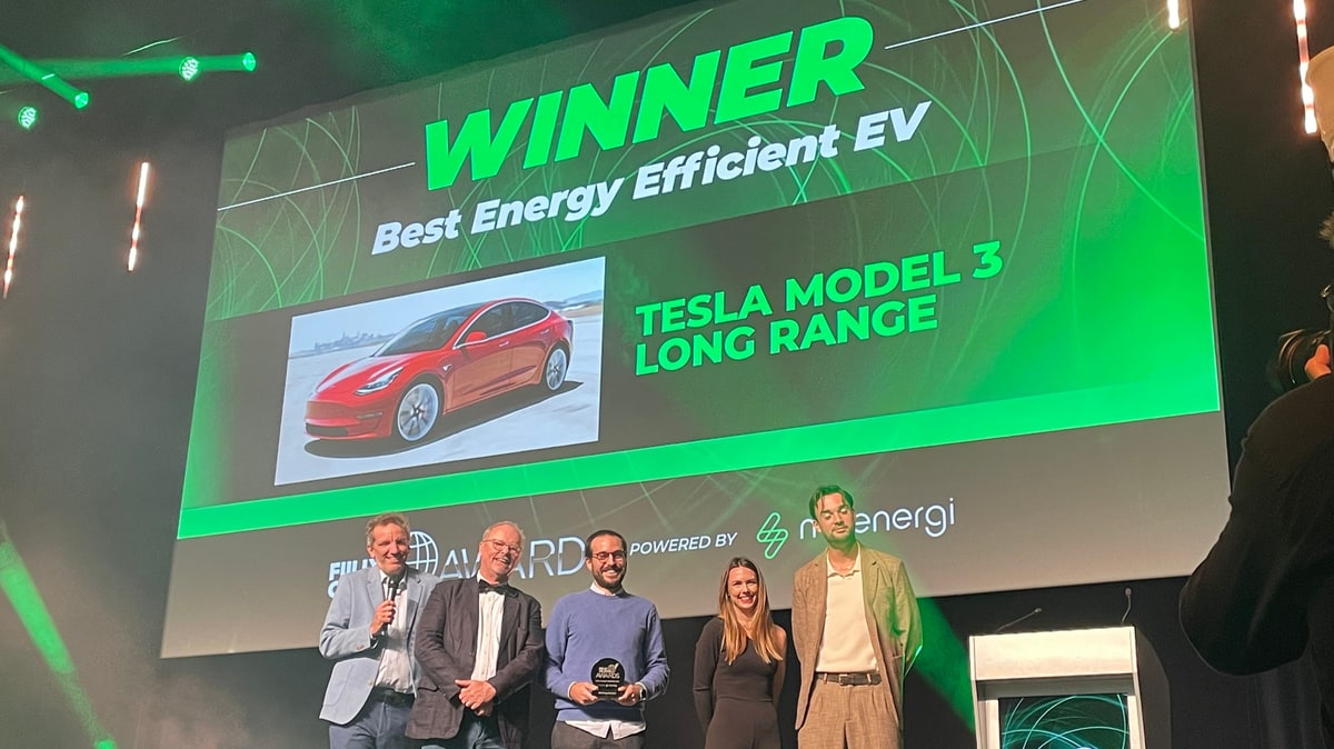 Tesla wins several awards at the Fully Charged show