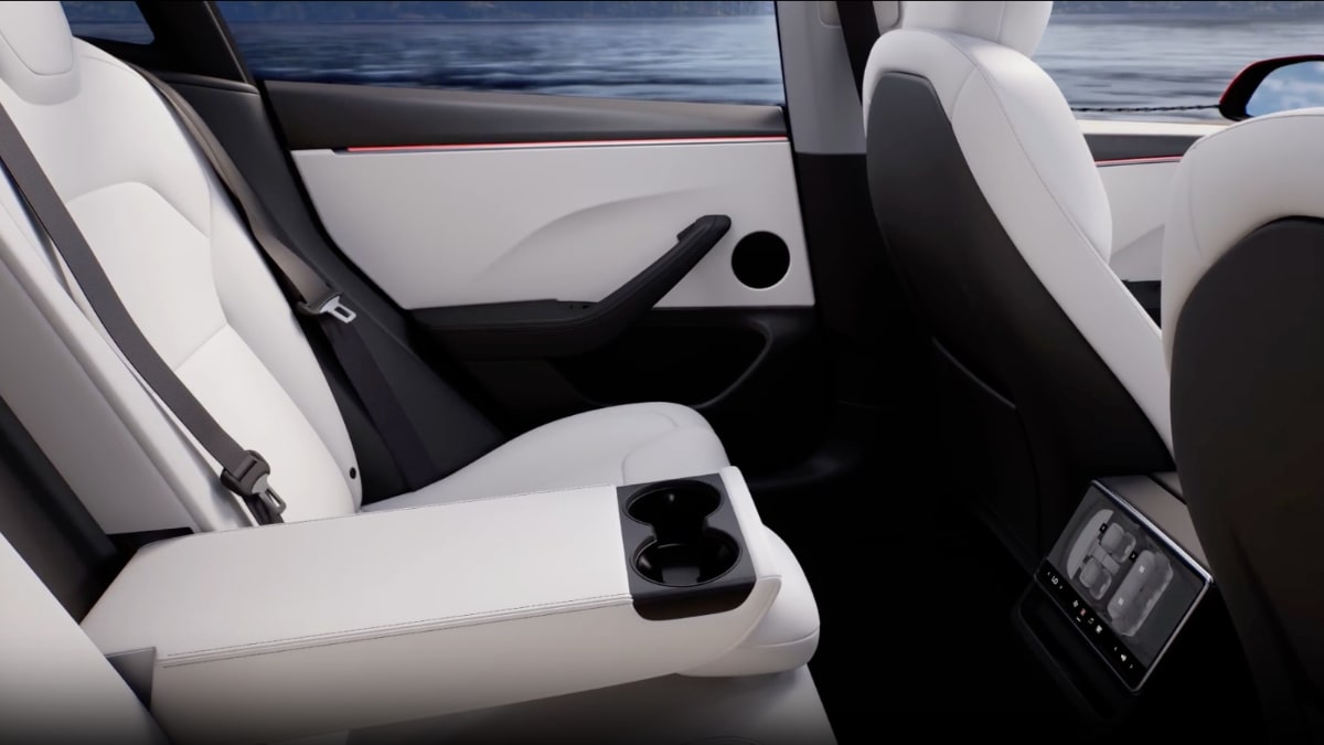 Stock Talk on X: TESLA UNVEILS NEW MODEL 3 HIGHLAND REFRESH with 12%  more range and 50% new parts, 17-speaker surround sound system, a new  backseat screen, and an overhauled steering wheel