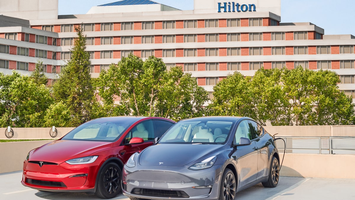 Hilton will add 20,000 Tesla Wall Connector chargers to their hotels