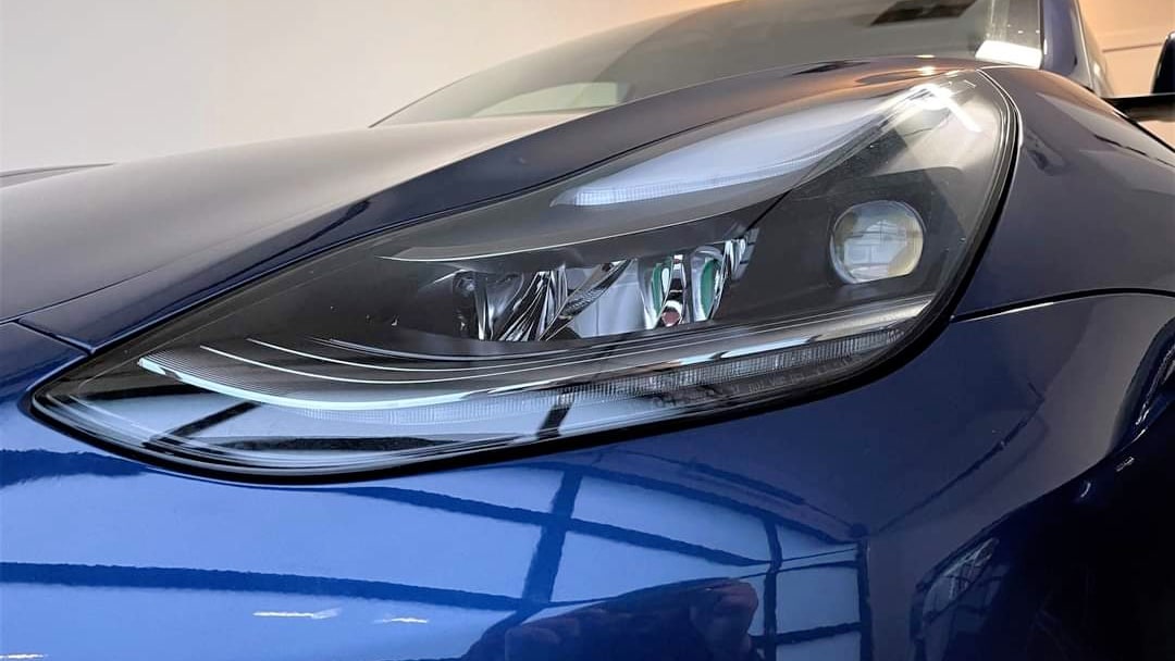 Tesla continues to add matrix headlights to their vehicles