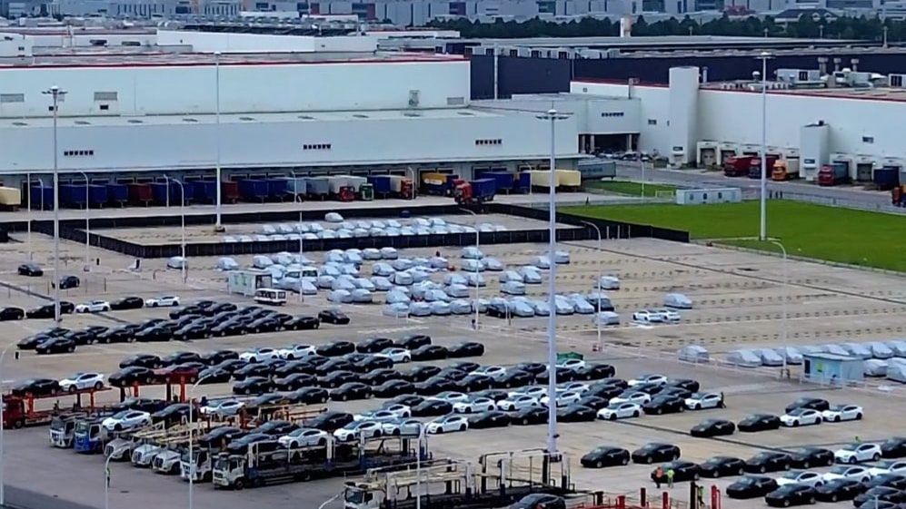 Are these Model 3 Highland vehicles covered up in Shanghai?