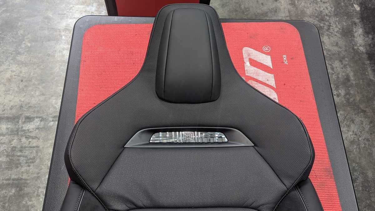 Tesla's New Sports Seats for the Model S Revealed