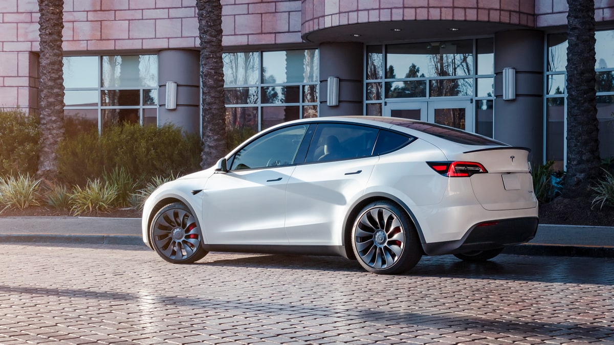 Tesla model clearance y redesign