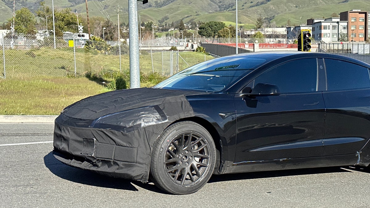 The Kilowatts spots Tesla's Project Highland with new wheels