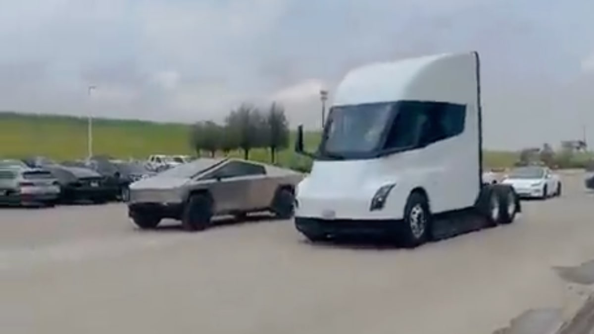 At Investor Day Tesla's Cybertruck and Semi 'raced' alongside each other