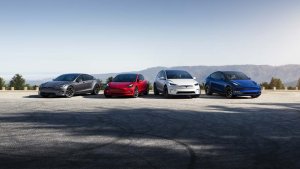 Loyalty Unrivaled: Tesla's Customer Retention Tops Auto Industry