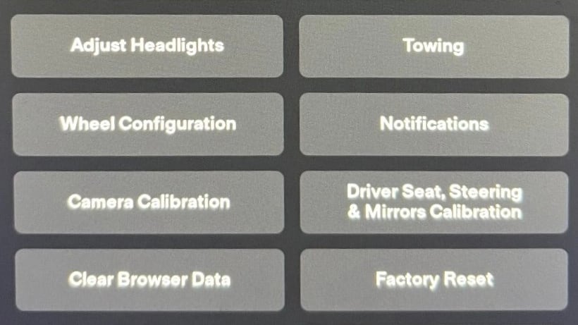 Tesla Mirrors Calibration feature in update 2022.36.2