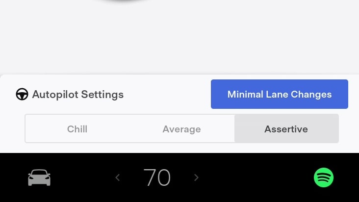 Tesla Minimal Lane Changes feature in update 2022.45.14