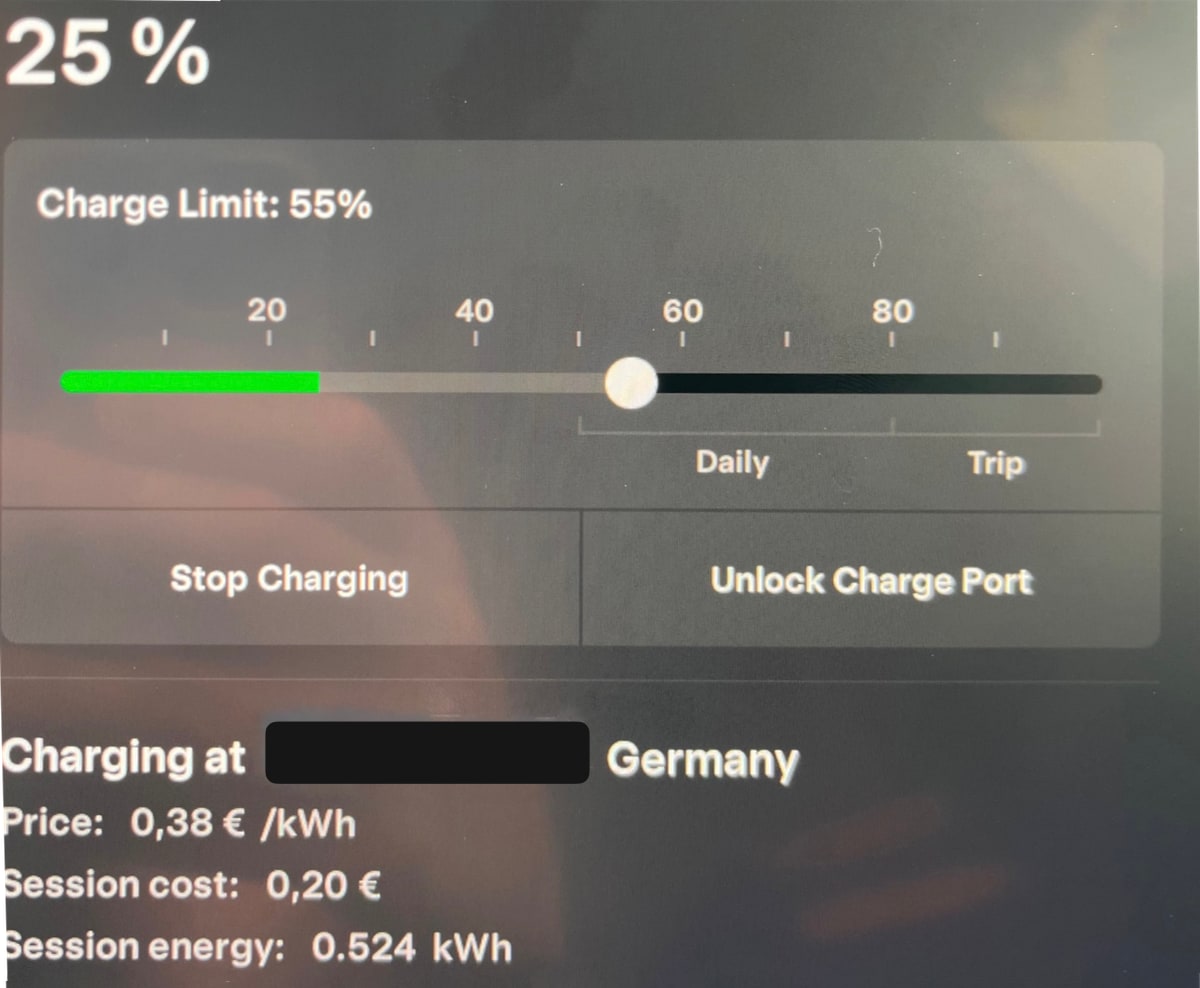Tesla Supercharging Details feature in update 2023.26.1