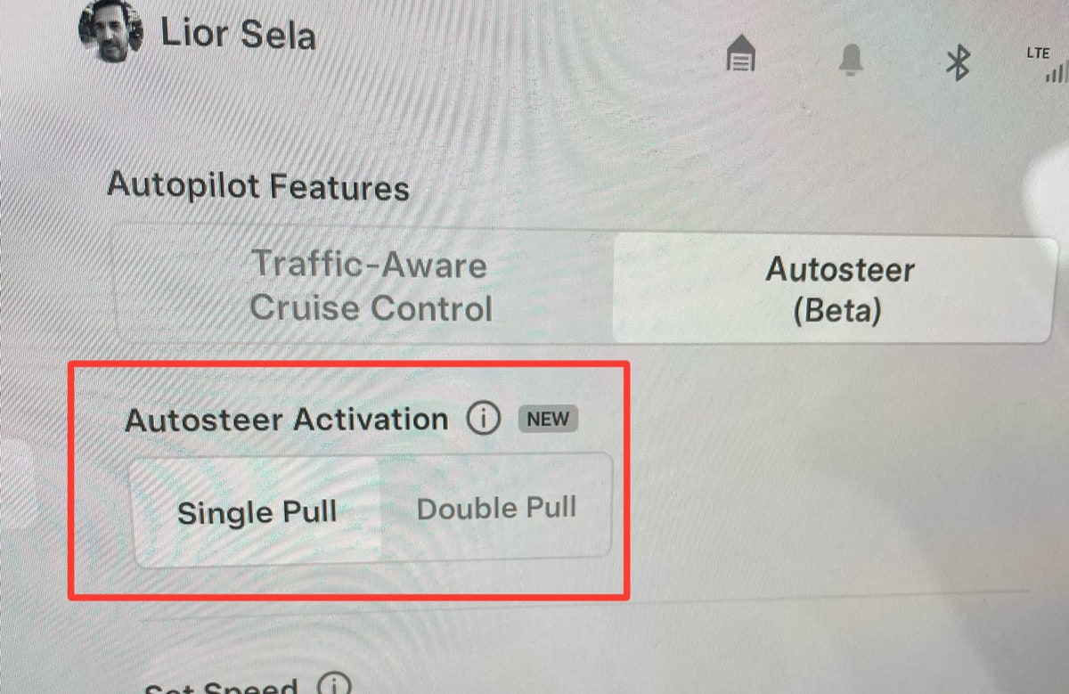 Tesla Single-Tap Autopilot Activation feature in update 2023.38.200.1