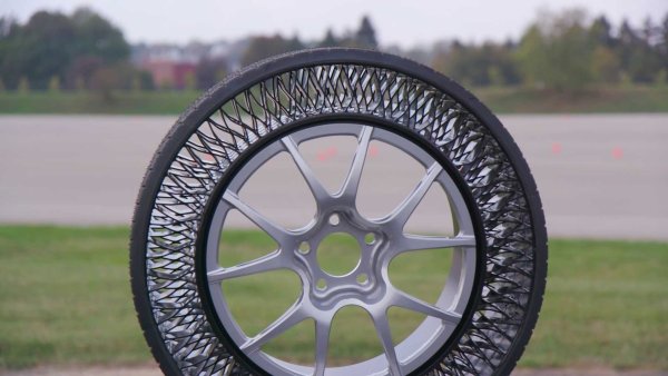 Watch a Tesla Model 3 test Goodyear's new airless tires