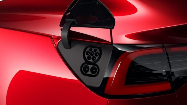 Tesla opens up Superchargers to other manufacturers. Will other cars clog up Superchargers?