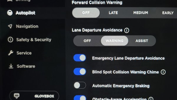 Tesla releases FSD Beta 10.3.1 to address issues in 10.3