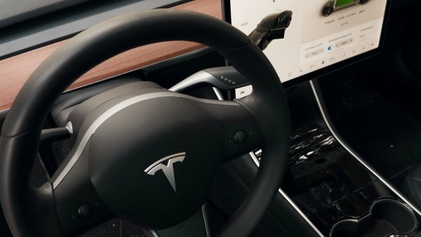 Tesla to offer 'in-car' purchases