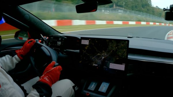 Tesla's Nurburgring times: Plaid sets EV record.
