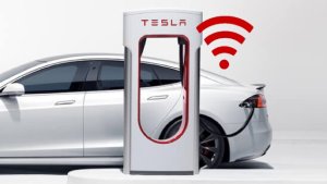 Tesla to add WiFi to Superchargers