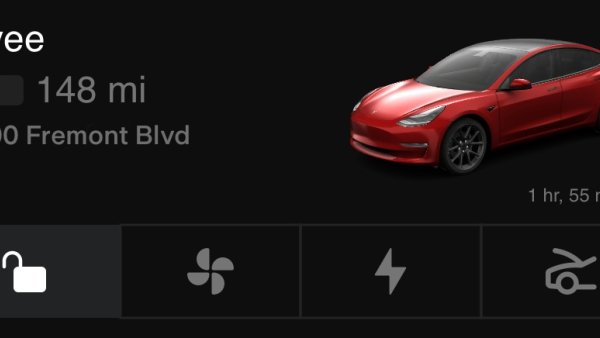 Tesla updates app with quick actions and improved visuals