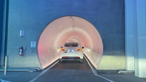 Tesla Begins Limited Robotaxi Service in Las Vegas