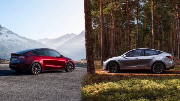 Tesla Chief Designer Alludes to New Paint Colors Coming to North America