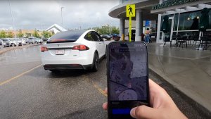 Tesla Expected to Release 'Actually Smart Summon' and 'Tap to Park' Updates Next Month