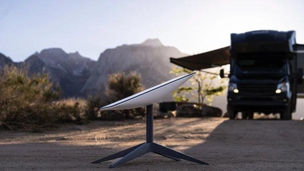 Teslas to connect to Starlink satellites for emergency calls and texts