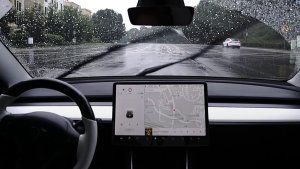 Tesla’s Robotaxi-style Camera Cleaning Limited to New Model Y — More Models to Be Supported
