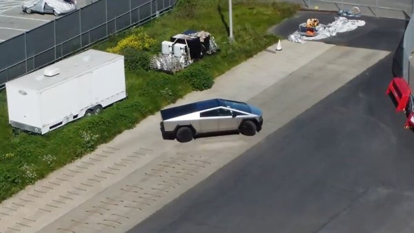 Cybertruck Seen on Test Track As Production Line Nears Completion [Video]