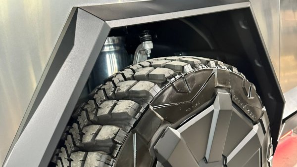 Jonas Tells Us Why Cybertruck May Not Be Runaway Success
