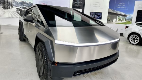 Tesla Announces Final Cybertruck Specs and Pricing Across Trim Levels