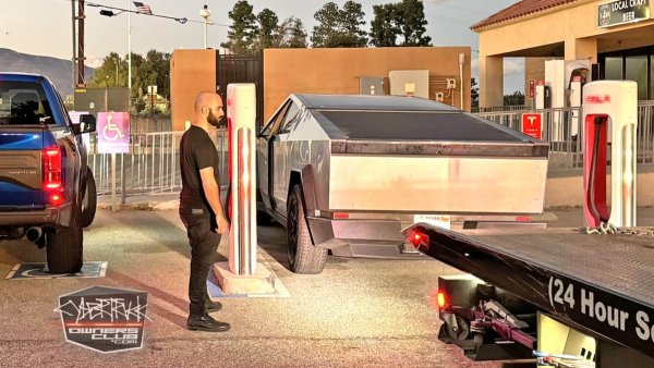 Tesla Engineer Offers Insight Into the Tesla Cybertruck's Range