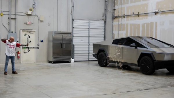 Musk Talks Cybertruck Acceleration and Weight as Joe Rogan Tests Exterior With Arrow [Watch]