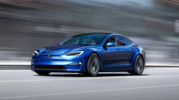 Tesla Model S and X to Gain Ambient Lighting and Front Bumper Camera