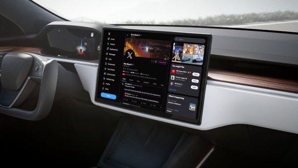 Musk Merges Worlds: X App Coming Soon to Your Tesla