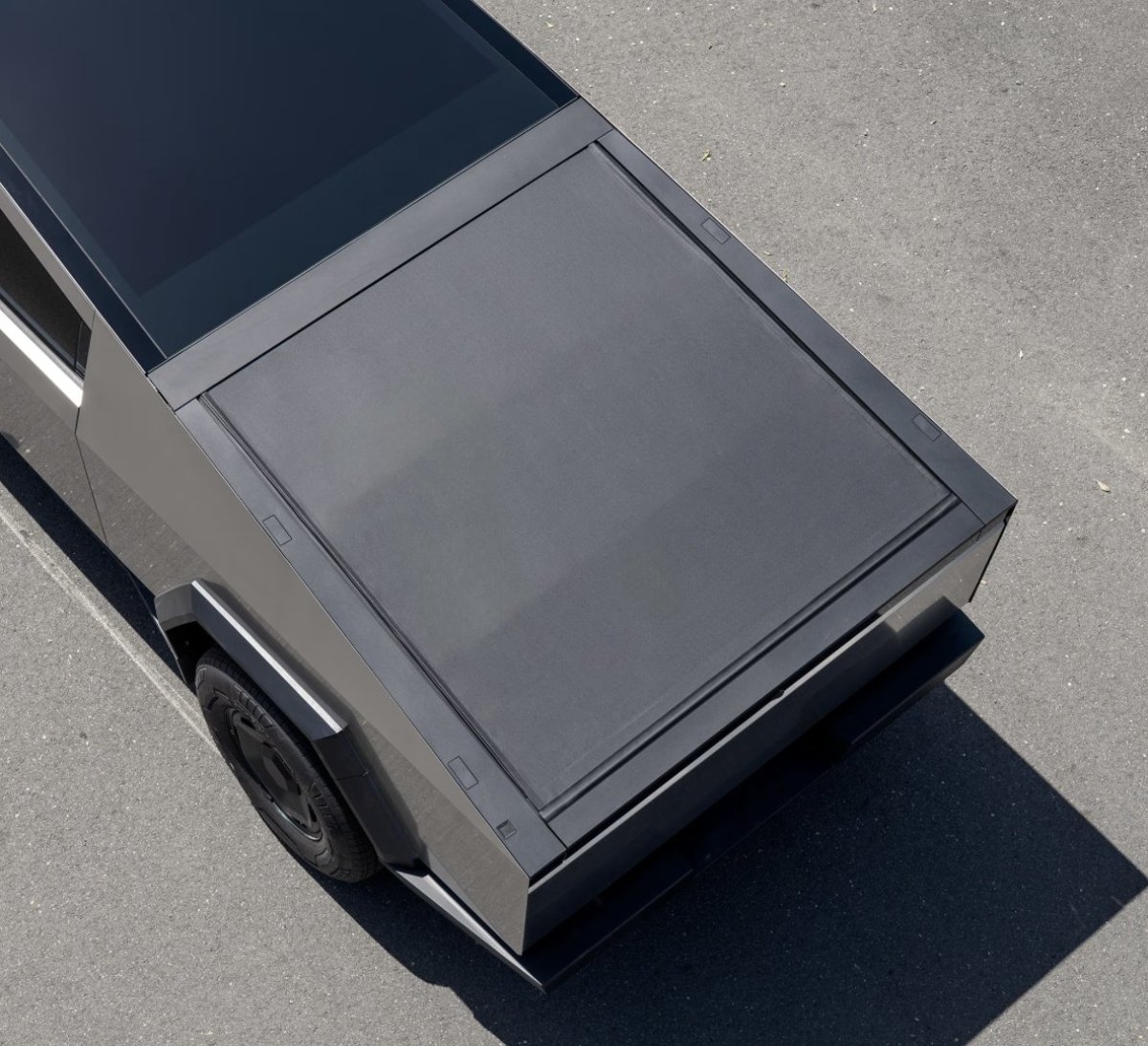 The Soft Tonneau in all its glory.