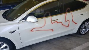 Tesla Sentry Mode May Soon Honk When It Detects Vandalism