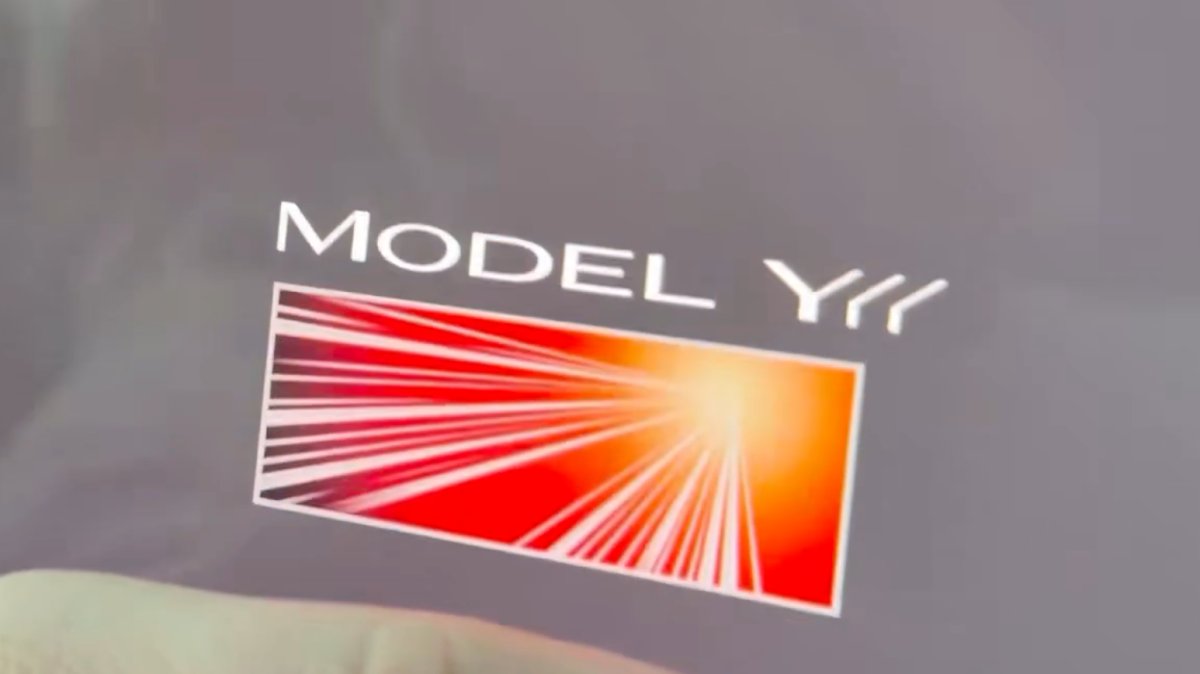 Tesla Model Y L Badge Animation feature in update 2026.38.3.2