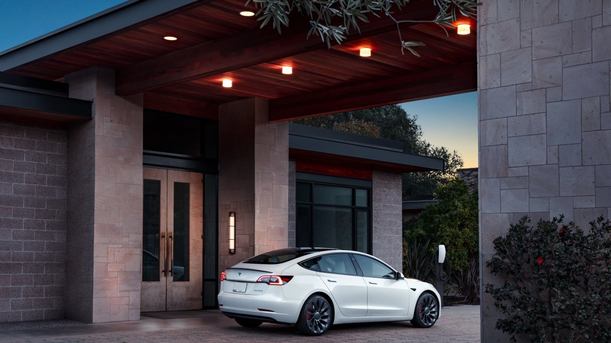 Destination Charging Locations get Demo Drives