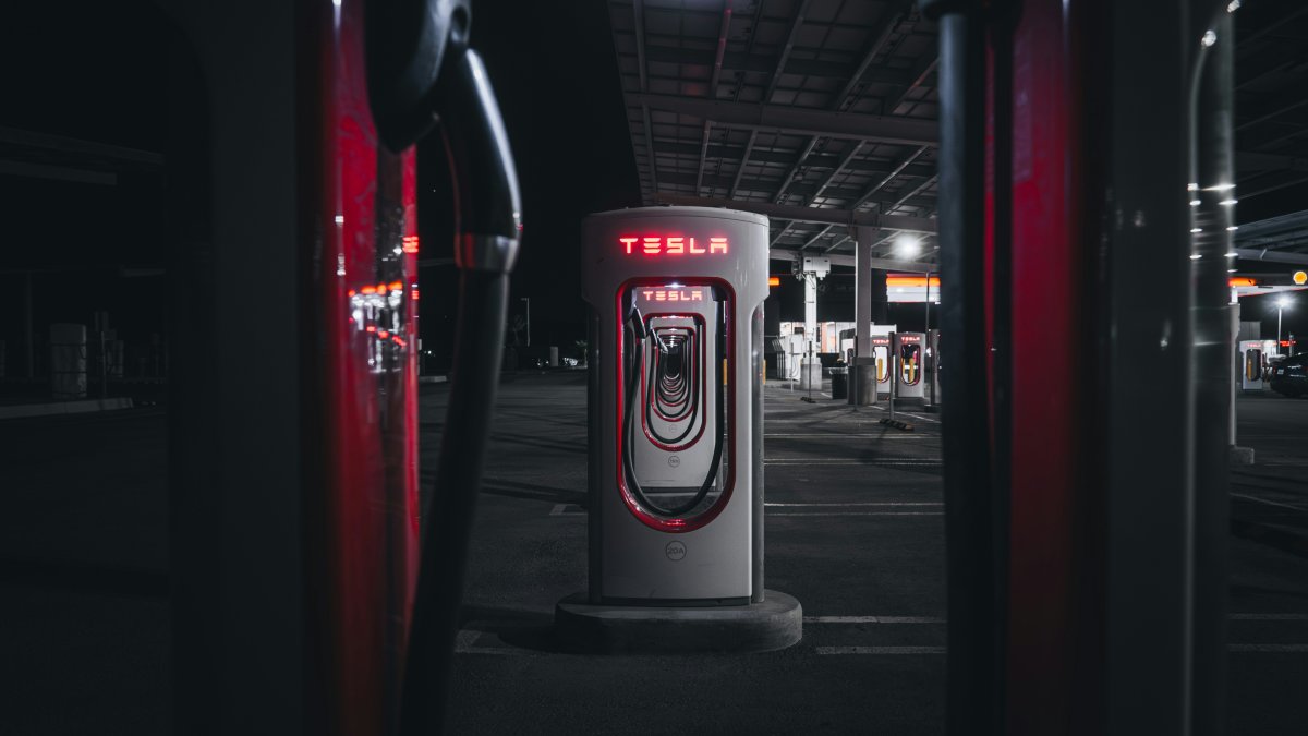 Supercharging Record Setting Station Planned