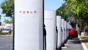 Tesla Begins Virtual Supercharger Queue Testing, Public Test Next