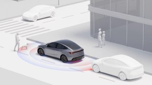 Tesla Robotaxi FSD Improvements Coming to Customer Vehicles; Global Rollout Update