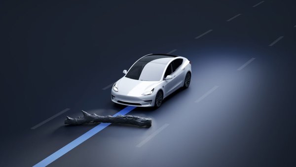 Tesla Owners Get Antsy Waiting for FSD V12.4, Start to Unsubscribe to Receive Latest Update